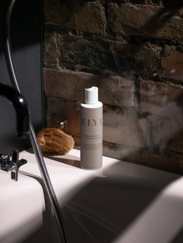 tonique à l'acide salicylique